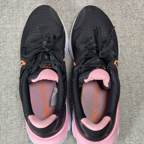 Nike Renew Run Running Shoe - Picture 7 of 8